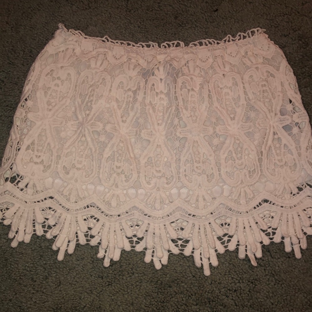Stretchy crochet white mini skirt